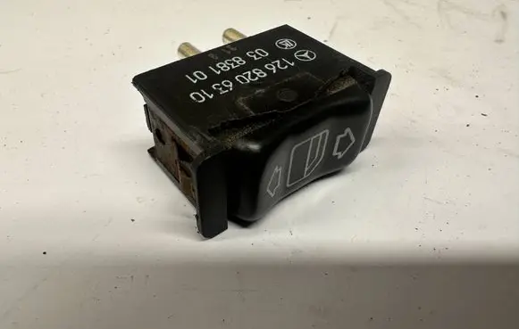 Mercedes-Benz E W124 Electric window control switch 1268206310