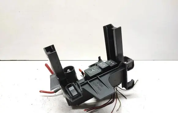 Audi A6 S6 C7 4G Relay mounting block 4G2937503A