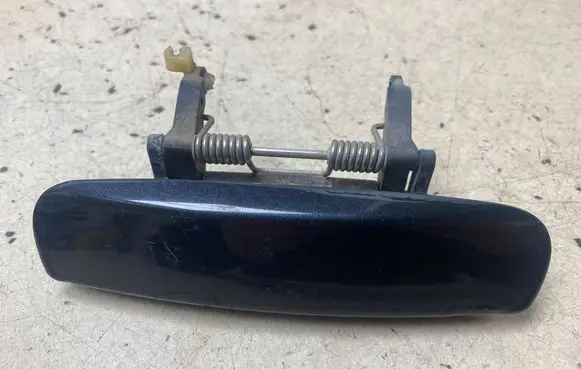 Audi A4 S4 B6 8E 8H Rear door exterior handle 8E0839207