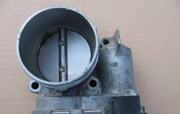 Alfa Romeo 156 Electric throttle body valve 0205003052