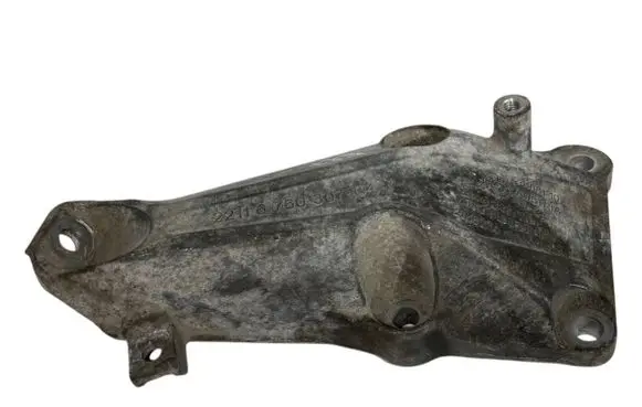 BMW 1 E81 E87 Engine mounting bracket 6760307 22116760307
