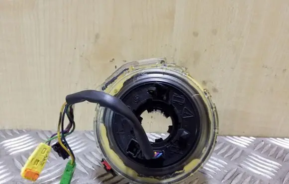 Mercedes-Benz ML W164 Airbag slip ring squib (SRS ring) A1714640518