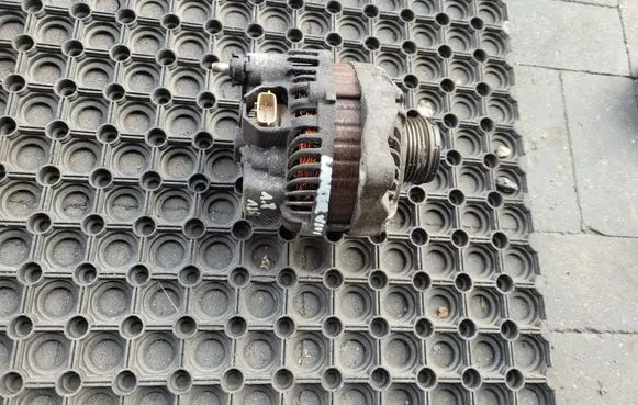 Mitsubishi Lancer VIII Generator/alternator 1800A053 A3TG3181