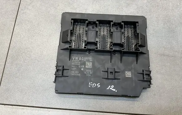 Volkswagen Eos Comfort/convenience module 5K0937086J