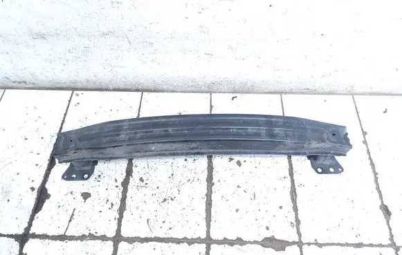 Skoda Fabia Mk1 (6Y) Front bumper cross member 6Y0807109A