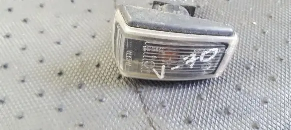 Volvo S70 V70 V70 XC Front fender indicator light 6R0142631 01555