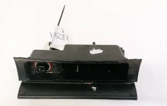 Volkswagen PASSAT B6 Car ashtray 3C0863284 3C0857961
