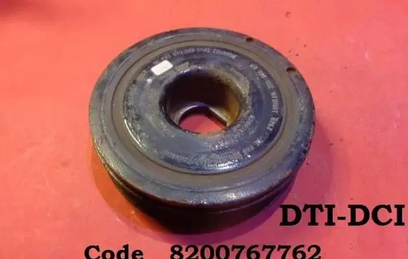 Renault Megane II Crankshaft pulley 8200767762 G311015