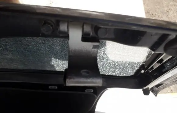 Volkswagen Golf III Tailgate/trunk/boot hinge