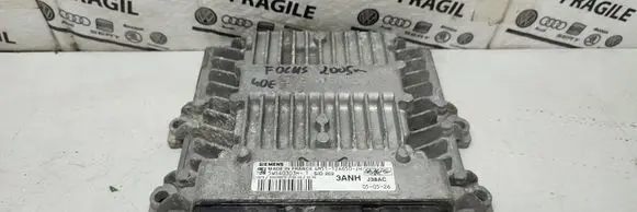 Ford Focus Engine control unit/module 4M5112A650UH 5WS40303HT