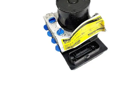 Volkswagen Polo IV 9N3 ABS Pump 6R0614517AF 6R0907379AK