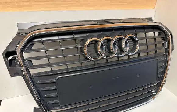Audi A1 Front bumper upper radiator grill 8X0853651 8x08536511QP