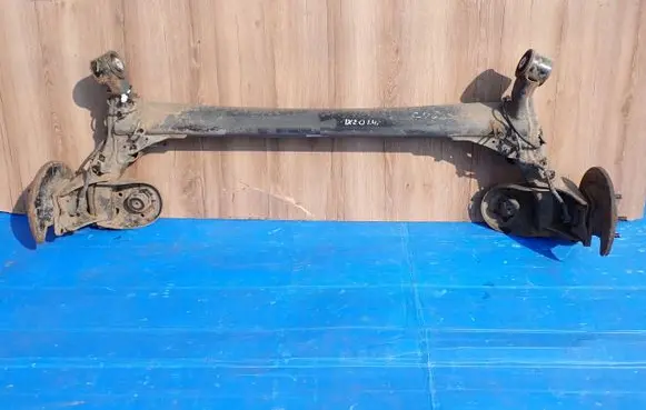 Hyundai ix20 Rear beam 
