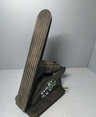 Smart ForTwo I Accelerator throttle pedal 0280752226 0002245V017