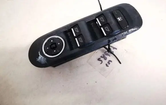 Ford Mondeo MK IV Electric window control switch 7s7t14a132ab 7s7t-14a132-ab