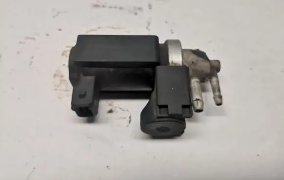 Renault Megane II Turbo solenoid valve 8200270451 72190356