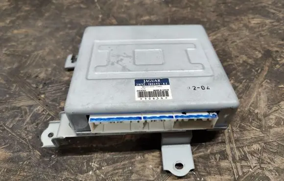 Jaguar XJ X350 Climate control unit 2W9318D493AE