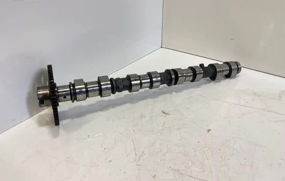Toyota Avensis T250 Camshaft 