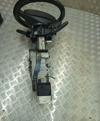 Renault Laguna II Steering wheel axle 8200020613A 0150A22502