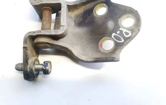 Mitsubishi Pajero Sport I Front door upper hinge