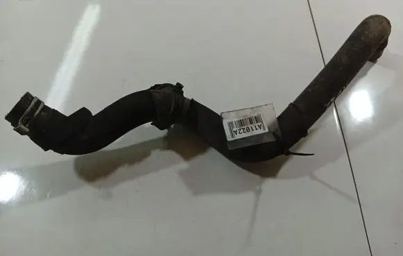 Peugeot 207 Engine coolant pipe/hose 