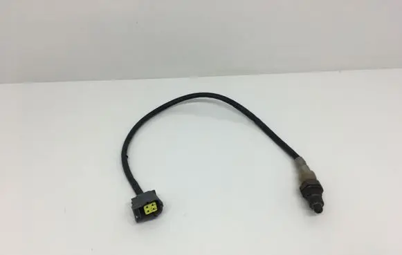 Mercedes-Benz C W204 Lambda probe sensor A0075426418