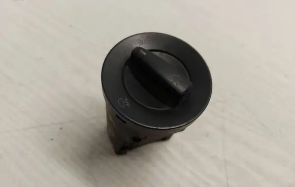 Volkswagen PASSAT B5 Light switch 1C0941531