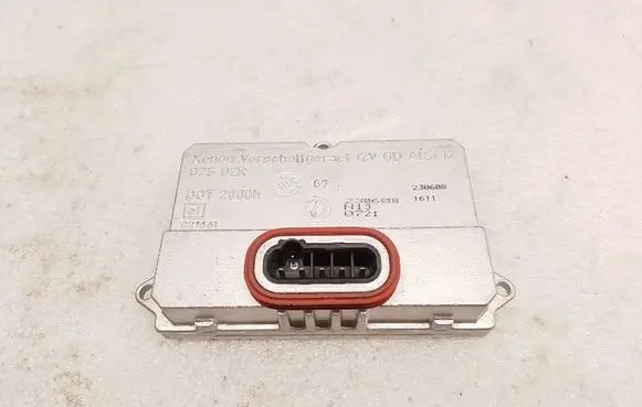 Mercedes-Benz E W211 Headlight ballast module Xenon 5DV00829000