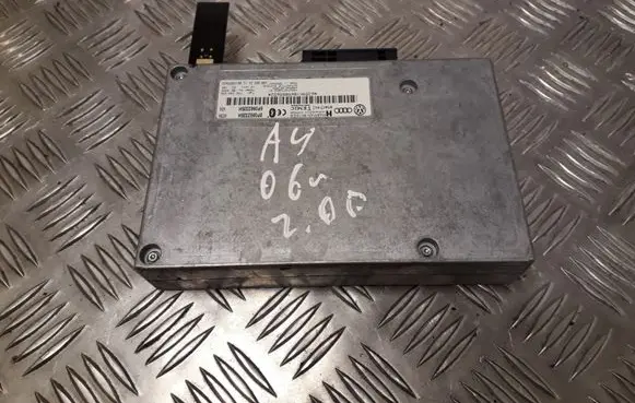 Audi A4 S4 B7 8E 8H Bluetooth control unit module 8P0862335H