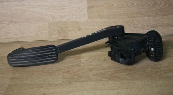 Volvo S60 Accelerator throttle pedal 30636004