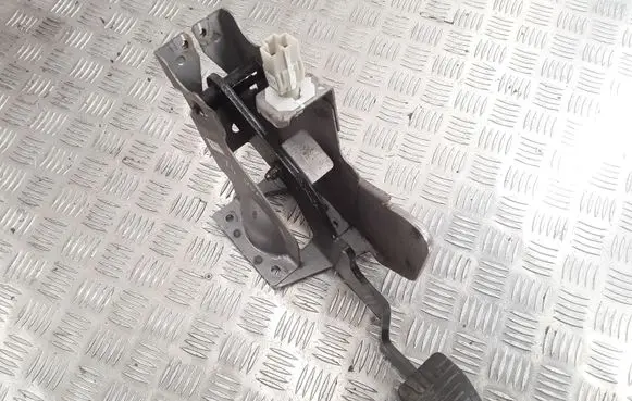 Brake pedal