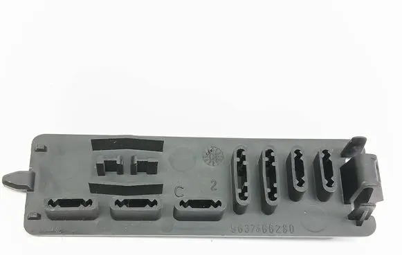 Citroen C5 Fuse module 9637466280