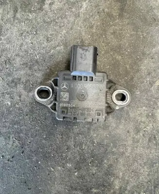 Mercedes-Benz Vito Viano W639 ESP acceleration yaw rate sensor A0009055700