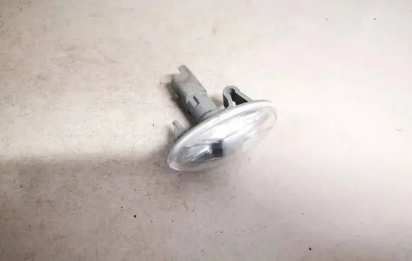 Peugeot 307 Front fender indicator light 9680057580
