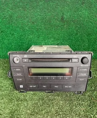Toyota Prius (XW30) Radio/CD/DVD/GPS head unit 8612047370 528212 CQKS0960AJ