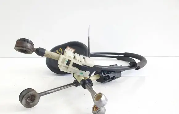 Peugeot 2008 I Gear shift cable linkage