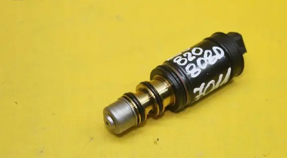 Air conditioning (A/C) pressure sensor