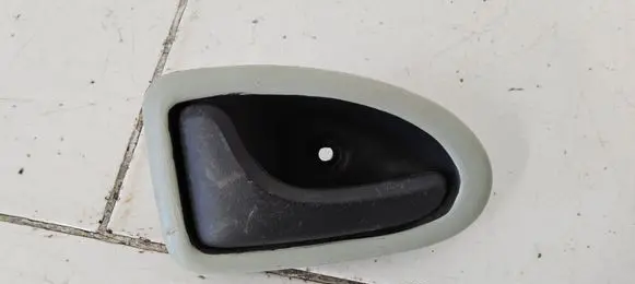 Renault Trafic II (X83) Rear door interior handle 7700423887 96012221