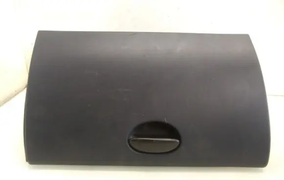 Glove box