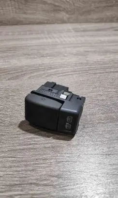Volvo S70 V70 V70 XC Mirror heating switch 9162952