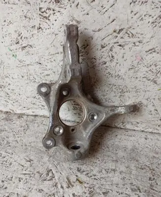Hyundai Kona I Front wheel hub spindle knuckle