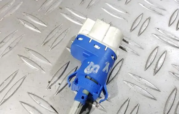 Brake pedal sensor switch