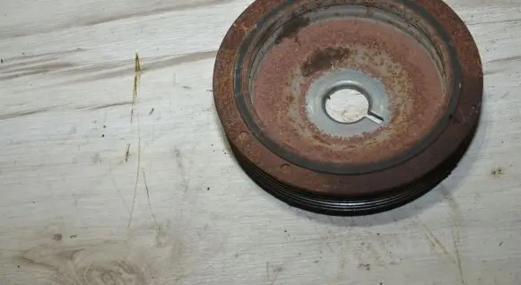 Nissan Note (E12) Crankshaft pulley