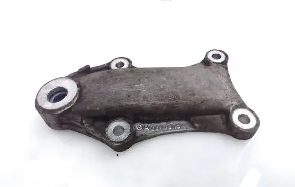 Mercedes-Benz S W221 Rear differential/diff mount bracket A2210318