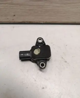 Audi A4 S4 B7 8E 8H Airbag deployment crash/impact sensor 8P0955557 011681