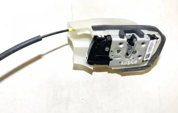Tesla Model 3 Rear door lock 106896900m 1068969-00-m