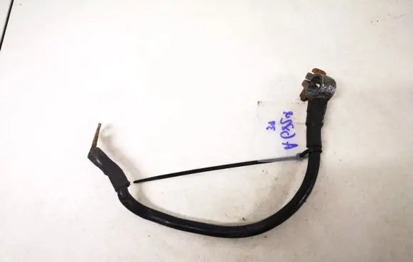 Audi A4 S4 B5 8D Positive cable (battery)