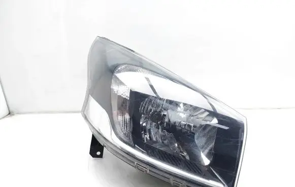 Opel Vivaro Headlight/headlamp