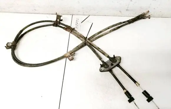 Gear shift cable linkage