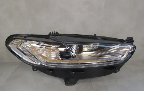 Ford Mondeo MK V Headlight/headlamp ES7313D154CD L90185119 89912880